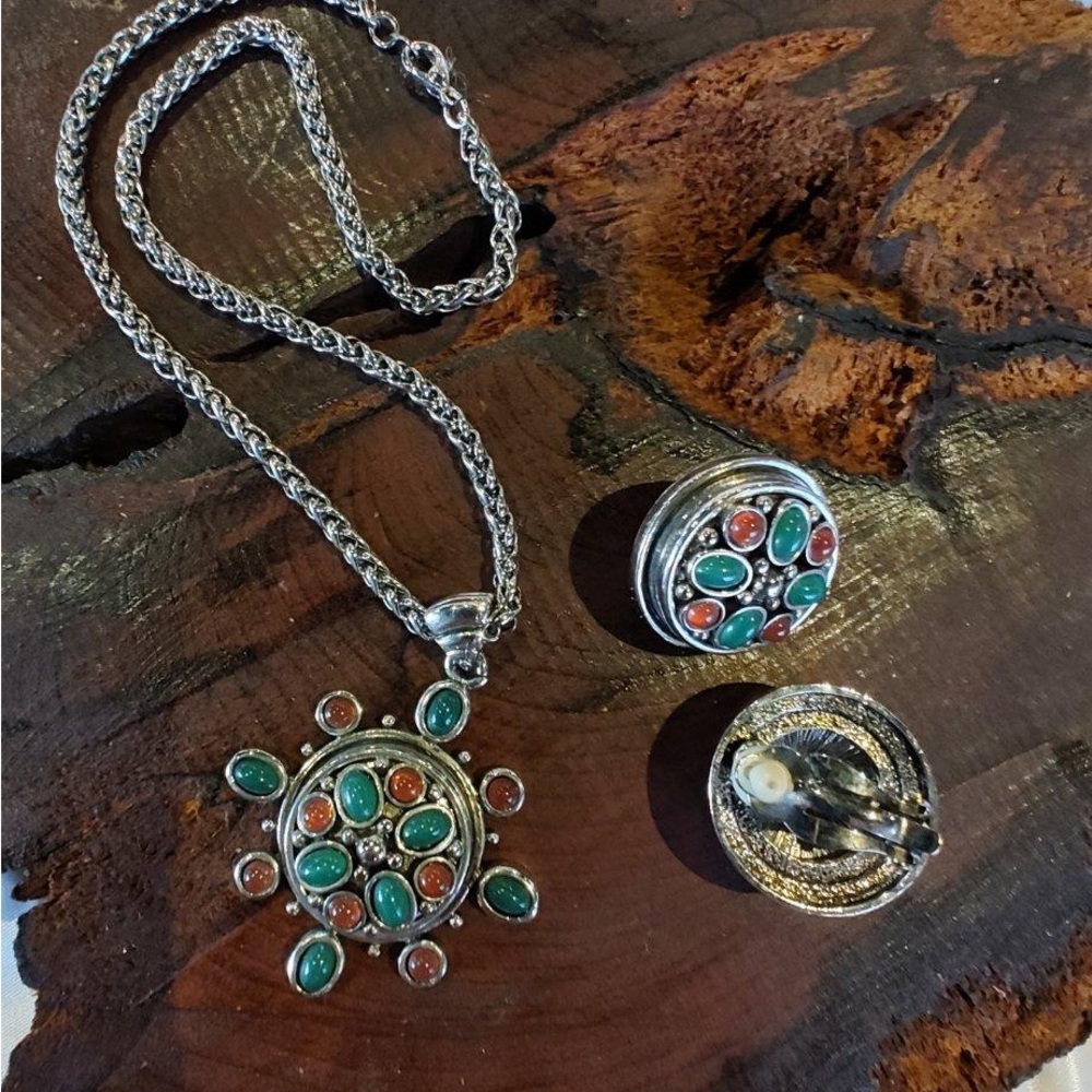 J113: Vtg Cabochon Necklace & Earrings, Silver-Tone Demi-Parure